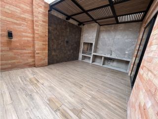 Foto 10 de Venta de Departamento, Cuenca, Edificio San Francisco, 61m²
