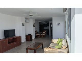 Foto 18 de En renta departamento con vista al mar en Manta