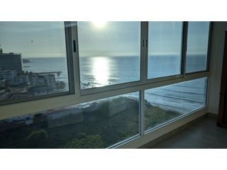 Foto 1 de En renta departamento con vista al mar en Manta