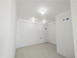 Foto 4 de Conocoto, Local Comercial en Renta, 180m2, 4 Ambientes