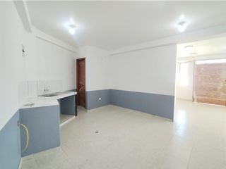 Foto 9 de Conocoto, Local Comercial en Renta, 180m2, 4 Ambientes