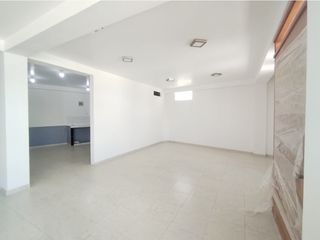 Foto 5 de Conocoto, Local Comercial en Renta, 180m2, 4 Ambientes