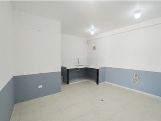 Foto 13 de Conocoto, Local Comercial en Renta, 180m2, 4 Ambientes