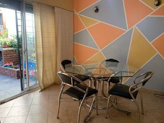 Foto 6 de CASA 6 AMB EN VENTA LINIERS COCHERA- PATIO -BALCON
