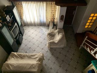Foto 5 de CASA 6 AMB EN VENTA LINIERS COCHERA- PATIO -BALCON