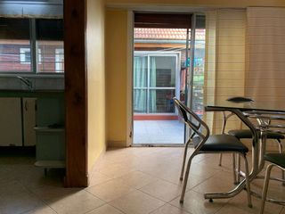Foto 7 de CASA 6 AMB EN VENTA LINIERS COCHERA- PATIO -BALCON