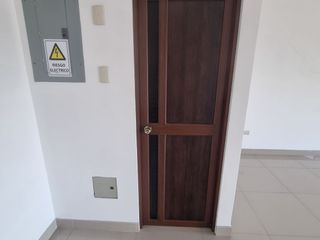 Foto 9 de Oficina en venta en Villaroma Plaza, Vía a la Costa  GenF