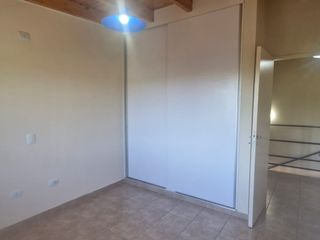 Foto 13 de Dúplex en alquiler de 2 dormitorios c/ cochera en Maipú