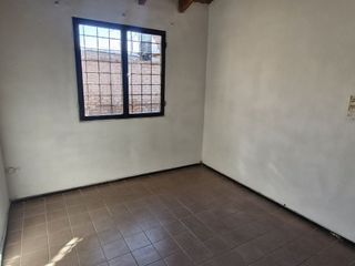 Foto 6 de Casa en alquiler de 3 dormitorios c/ cochera en Maipú