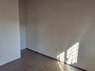 Foto 7 de Casa en alquiler de 3 dormitorios c/ cochera en Maipú