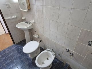 Foto 10 de Departamento en alquiler de 3 dormitorios c/ cochera en Villa Nueva