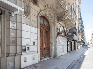 Foto 33 de Venta dpto 6 amb. 2 piso por escalera San Nicolas.