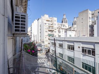 Foto 23 de Venta dpto 6 amb. 2 piso por escalera San Nicolas.