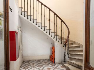 Foto 4 de Venta dpto 6 amb. 2 piso por escalera San Nicolas.