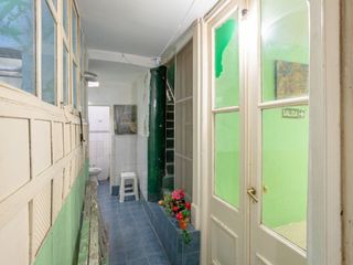 Foto 12 de Venta dpto 6 amb. 2 piso por escalera San Nicolas.
