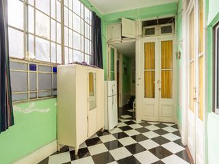 Foto 28 de Venta dpto 6 amb. 2 piso por escalera San Nicolas.