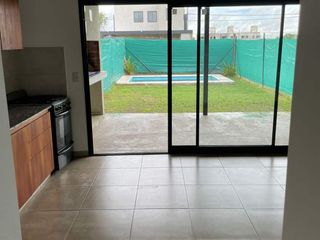Foto 6 de Casa en alquiler, dos dormitorios  mas pileta, Barrio Norte, Villa Allende