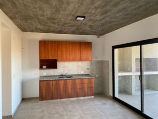 Foto 4 de Casa en alquiler, dos dormitorios  mas pileta, Barrio Norte, Villa Allende