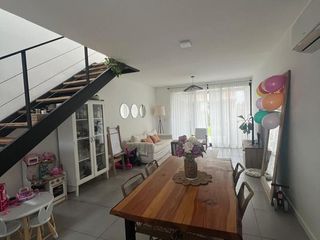 Foto 2 de Casa en Venta 3 ambientes - Santa Ana Joven