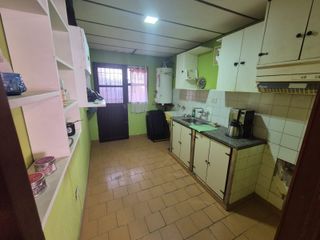 Foto 4 de Casa en  venta 2 dorm. General Roca, Río Negro
