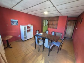 Foto 2 de Casa en  venta 2 dorm. General Roca, Río Negro