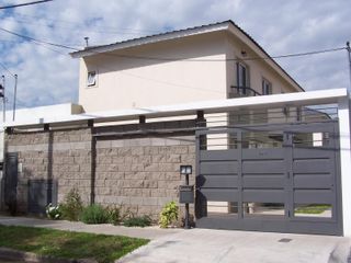 Foto 1 de SANTILLI - DUPLEX en Temperley Oeste