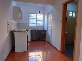 Foto 5 de ALQUILA: DUPLEX 2 DORMITORIOS C/ COCHERA SEMICUBIERTA- NEUQUEN CAPITAL