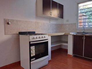 Foto 6 de ALQUILA: DUPLEX 2 DORMITORIOS C/ COCHERA SEMICUBIERTA- NEUQUEN CAPITAL