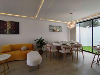 Foto 3 de Casa en Venta con Club Privado: Vive El Lujo Natural de Mirasierra (Vip)