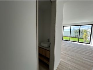 Foto 11 de VENTA DEPARTAMENTO POR ESTRENAR YANAZARAPATA