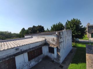 Foto 8 de VENTA DE CASA EN LISANDO OLMOS APTO BANCO