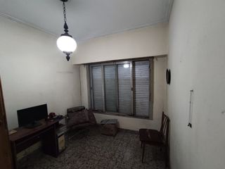 Foto 21 de VENTA DE CASA EN LISANDO OLMOS APTO BANCO
