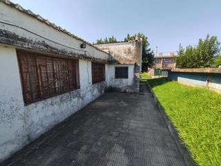 Foto 16 de VENTA DE CASA EN LISANDO OLMOS APTO BANCO