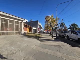 Foto 7 de Alquiler - Esquina comercial en el Boulevard, Av. H. Yrigoyen y Casnati