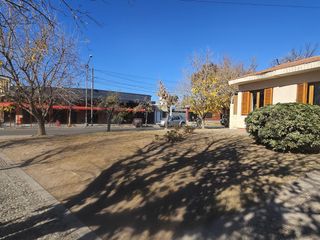 Foto 5 de Alquiler - Esquina comercial en el Boulevard, Av. H. Yrigoyen y Casnati