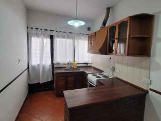 Foto 4 de Casa - Moreno