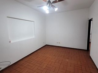 Foto 3 de Casa - Moreno