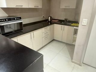 Foto 10 de Departamento en  Alquiler Yrigoyen al 8300