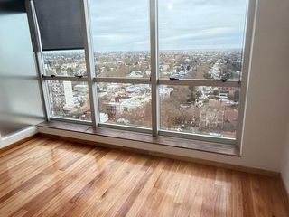 Foto 4 de Departamento en  Alquiler Yrigoyen al 8300