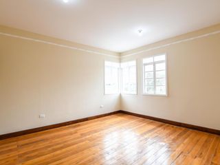 Foto 12 de Venta casa comercial 295m2 Mariscal Fosh 2 Pisos