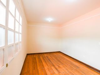 Foto 19 de Venta casa comercial 295m2 Mariscal Fosh 2 Pisos