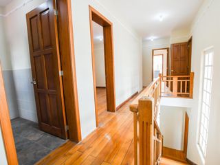 Foto 21 de Venta casa comercial 295m2 Mariscal Fosh 2 Pisos