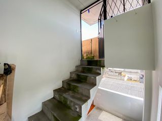 Foto 10 de Venta casa ciudadela Ibarra 4 pisos 461,40m2