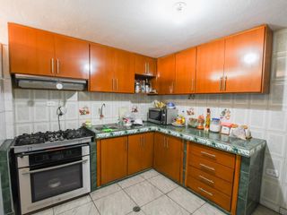 Foto 12 de Venta casa ciudadela Ibarra 4 pisos 461,40m2