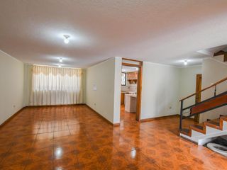 Foto 12 de Casa venta Ecuatoriana 195.21m2 Dos pisos