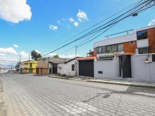 Foto 32 de Casa venta Ecuatoriana 195.21m2 Dos pisos