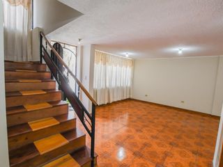 Foto 10 de Casa venta Ecuatoriana 195.21m2 Dos pisos