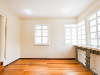Foto 46 de Renta casa comercial 295m2 Mariscal Foch 2 Pisos