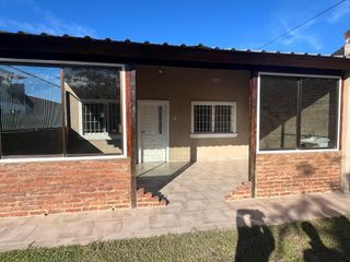 Foto 1 de Casa 3 Ambientes en Moreno Centro