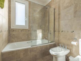 Foto 51 de Casa al lago en venta en Los Castores